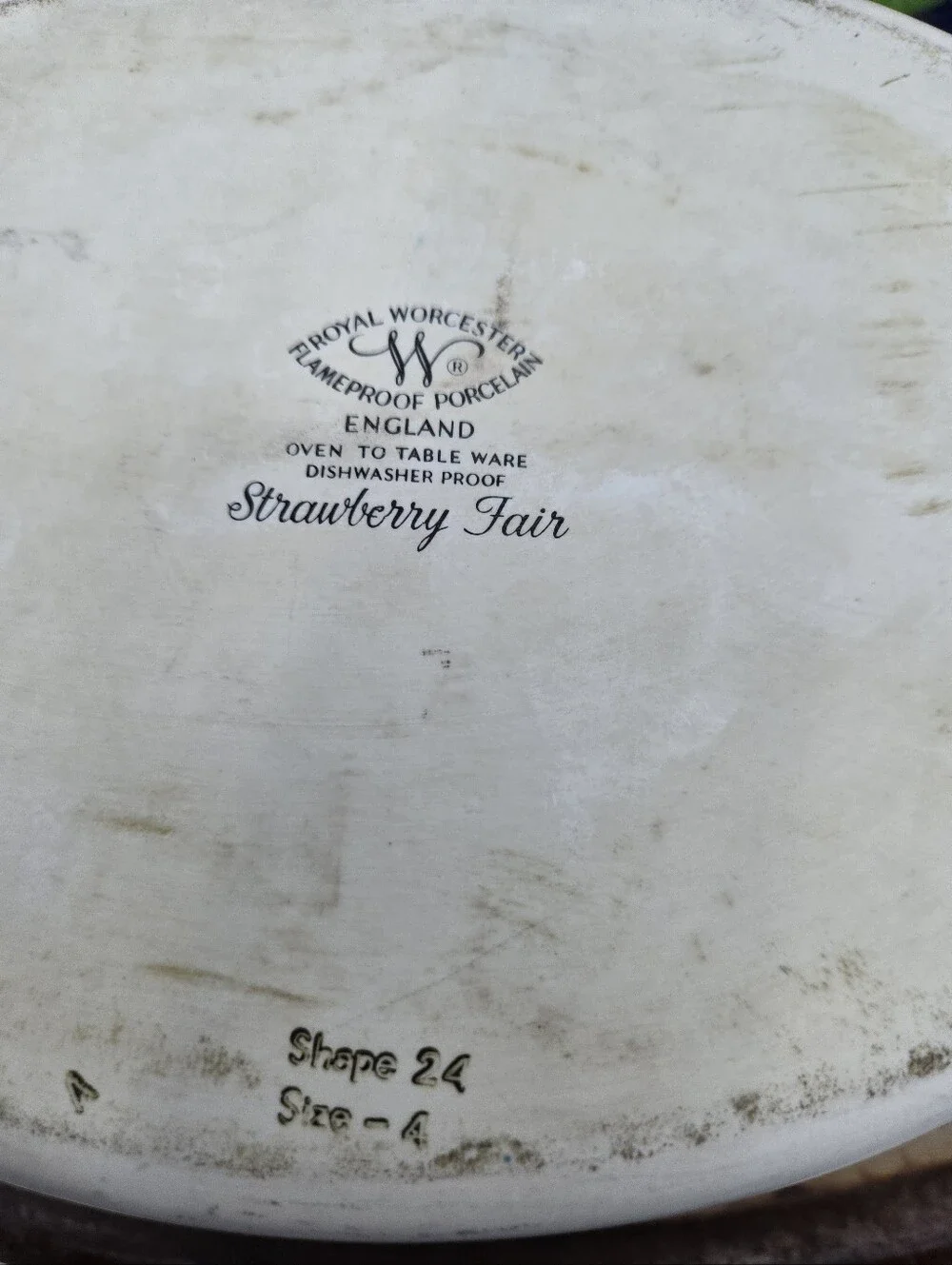 Vintage Royal Worchester Oval Covered Casserole - Strawberry Fair